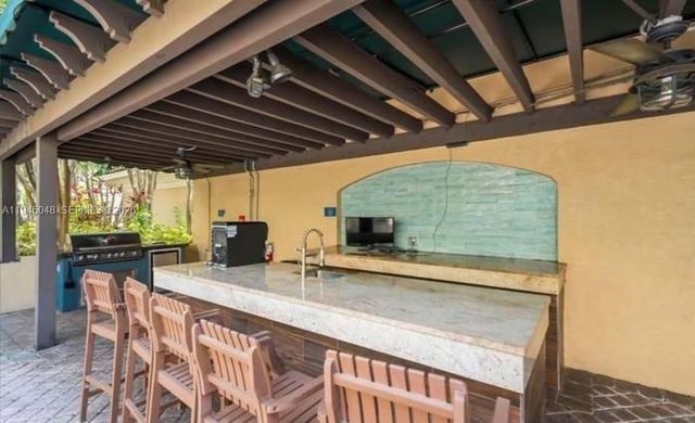 520 SE 5th Ave 2213, Fort Lauderdale, FL 33301