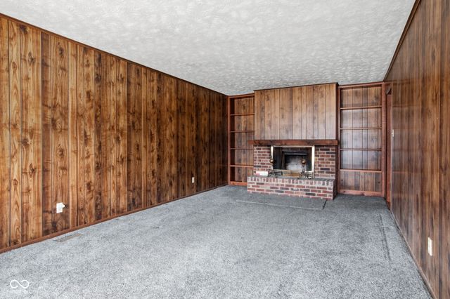 80 Center Lane, Mooresville, IN 46158