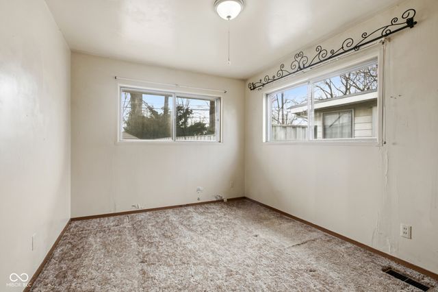 80 Center Lane, Mooresville, IN 46158