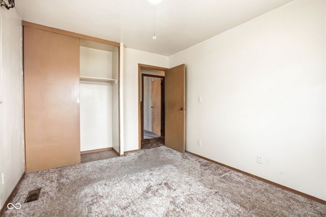 80 Center Lane, Mooresville, IN 46158