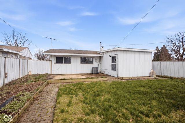 80 Center Lane, Mooresville, IN 46158