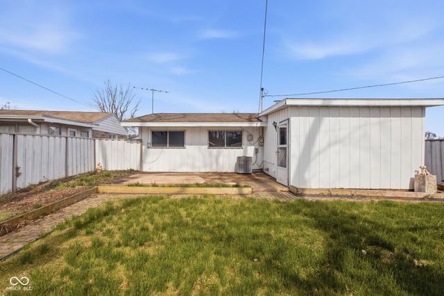 80 Center Lane, Mooresville, IN 46158