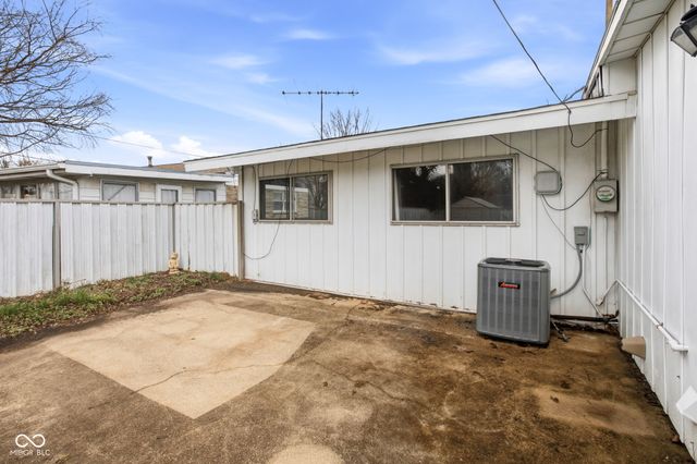 80 Center Lane, Mooresville, IN 46158