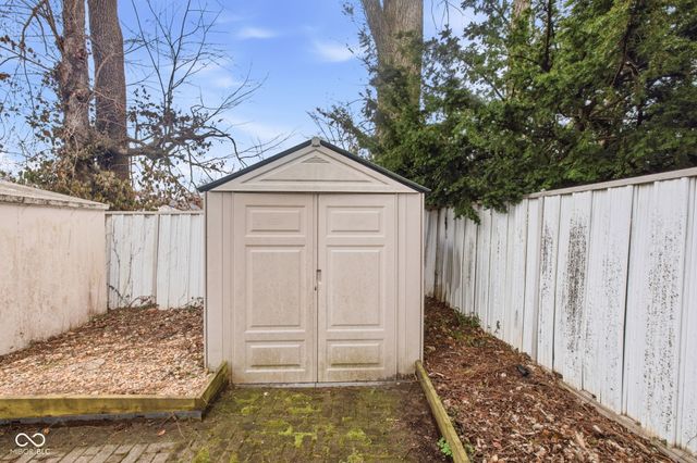 80 Center Lane, Mooresville, IN 46158