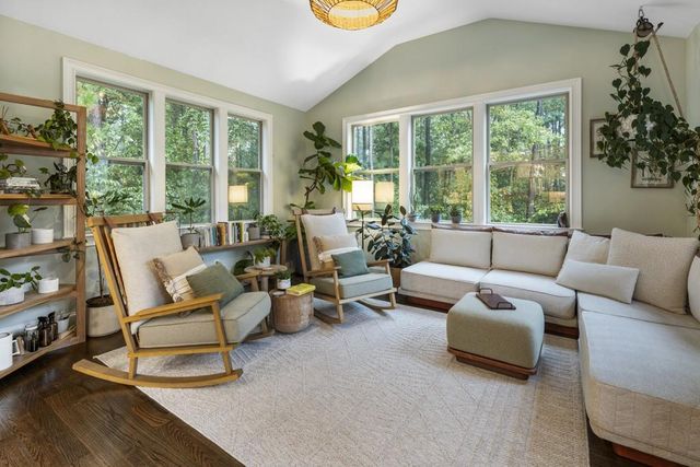 4080 Hopewell Springs Drive, Milton, GA 30004