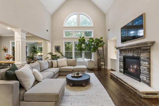 4080 Hopewell Springs Drive, Milton, GA 30004