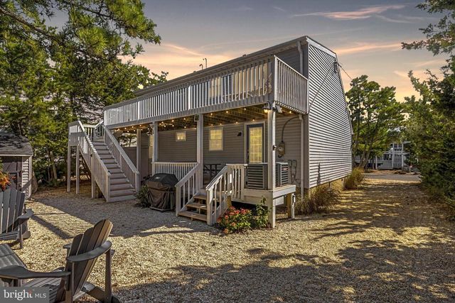 10 COX AVE, Harvey Cedars, NJ 08008