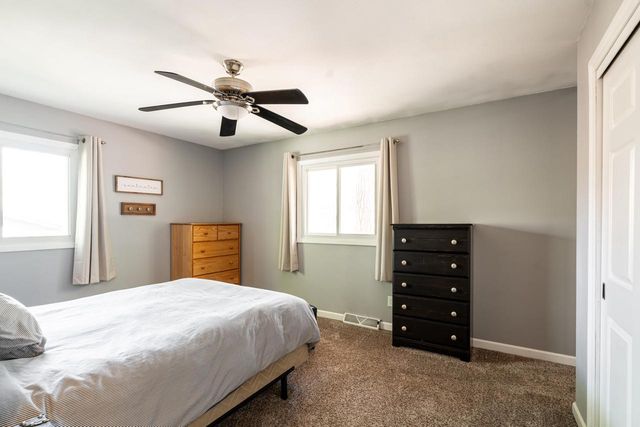 720 Coventry LANE, Hartland, WI 53029
