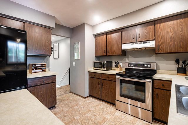 720 Coventry LANE, Hartland, WI 53029