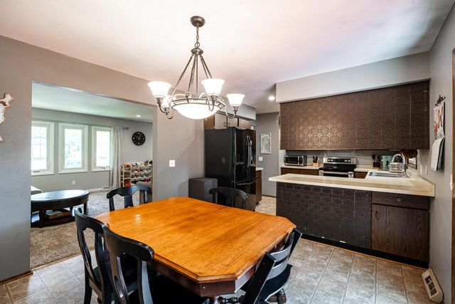 720 Coventry LANE, Hartland, WI 53029
