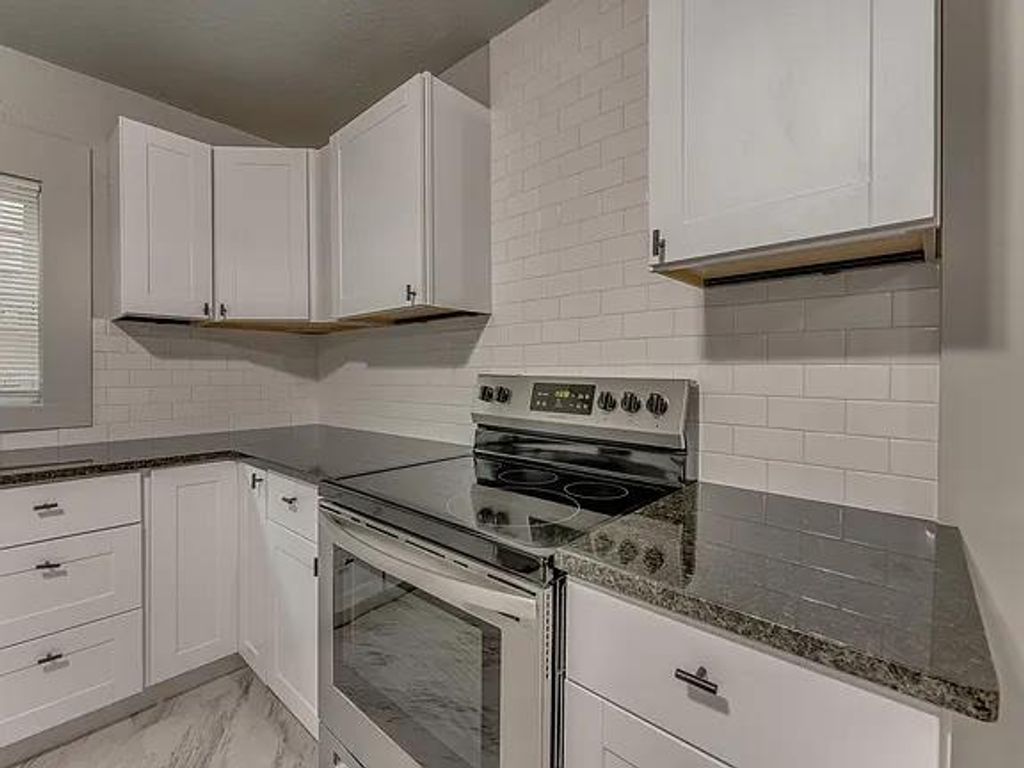 Image 10 of property listing at 2208 NE 22nd Street, Oklahoma City, OK 73111