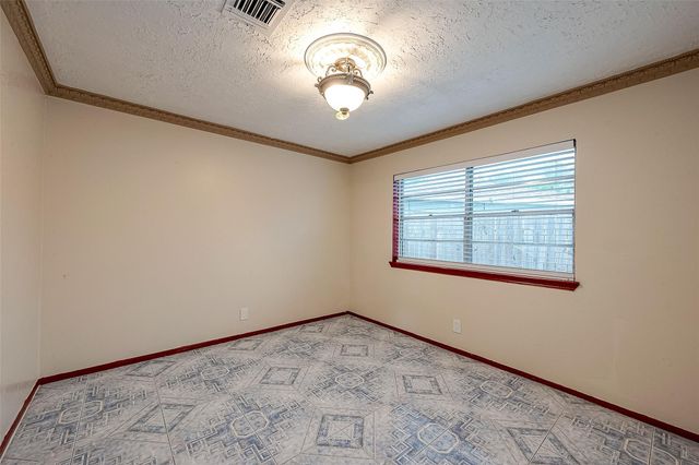 9318 Benning Drive, Houston, TX 77031