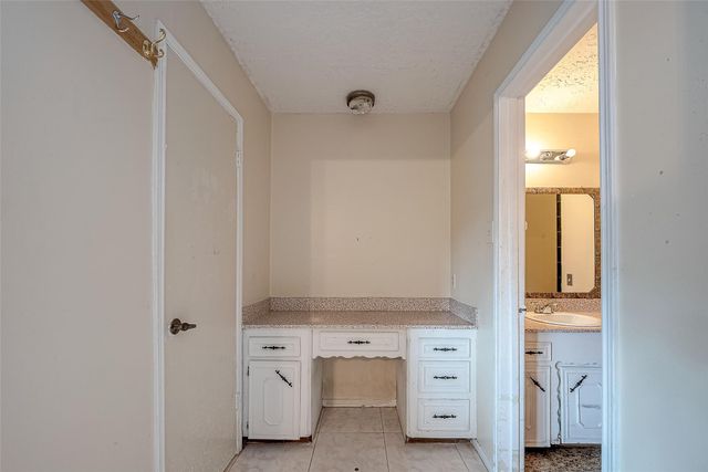 9318 Benning Drive, Houston, TX 77031