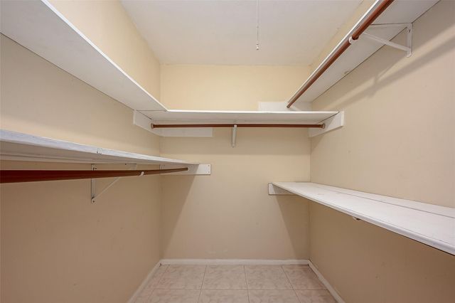 9318 Benning Drive, Houston, TX 77031