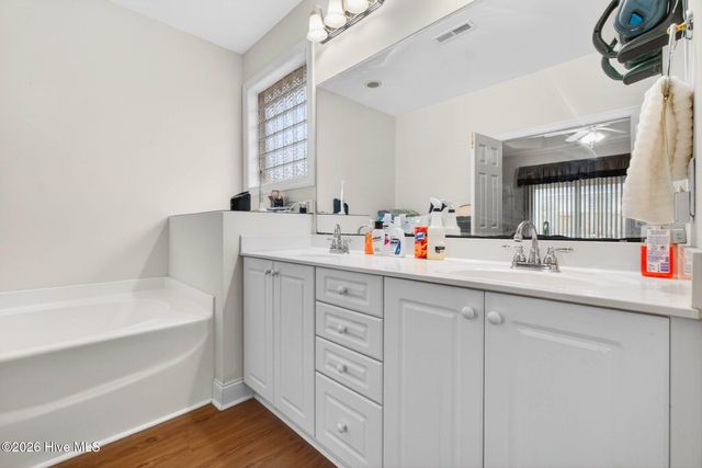 1018 Garden Club Way, Leland, NC 28451