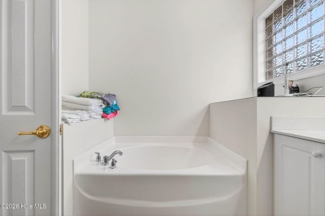 1018 Garden Club Way, Leland, NC 28451