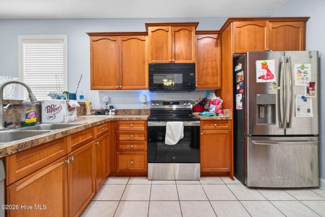 1018 Garden Club Way, Leland, NC 28451