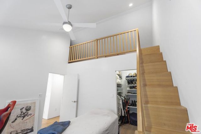 2747 Glendon Avenue, Los Angeles, CA 90064