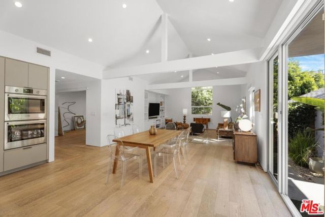 2747 Glendon Avenue, Los Angeles, CA 90064