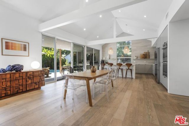 2747 Glendon Avenue, Los Angeles, CA 90064