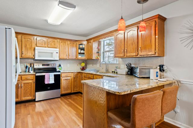 8869 River Cove Drive, Harrison, TN 37341