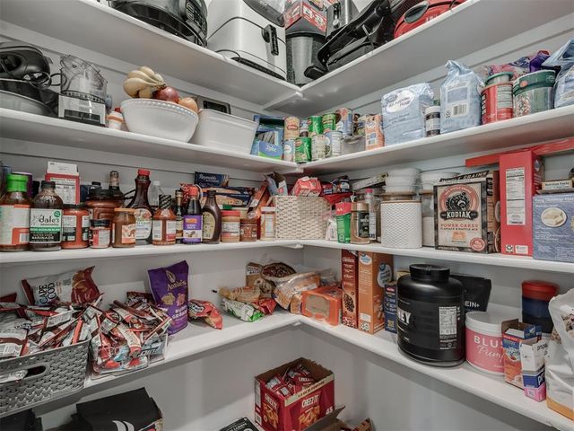 11721 SW 40th Street, Mustang, OK 73064