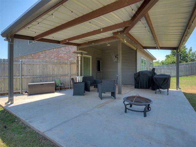 11721 SW 40th Street, Mustang, OK 73064