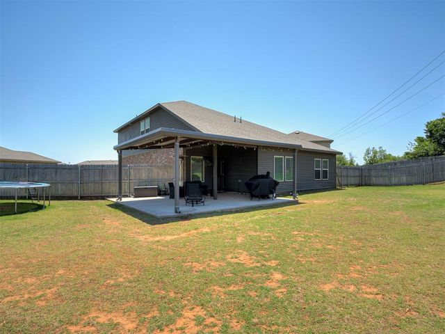 11721 SW 40th Street, Mustang, OK 73064