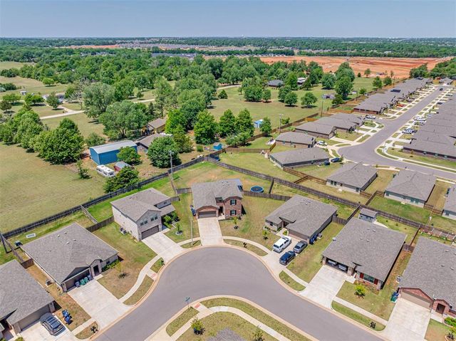 11721 SW 40th Street, Mustang, OK 73064