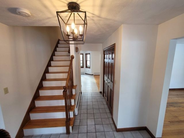 23 Tattan Farm Rd, Worcester, MA 01605