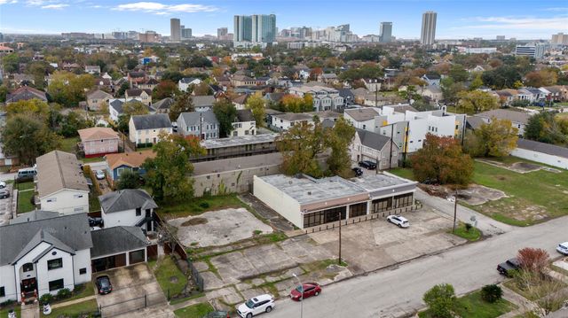 2910 Rosedale Street, Houston, TX 77004