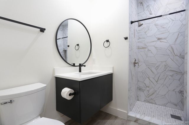 130 E Lachapelle, San Antonio, TX 78204