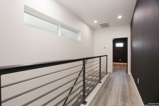 130 E Lachapelle, San Antonio, TX 78204