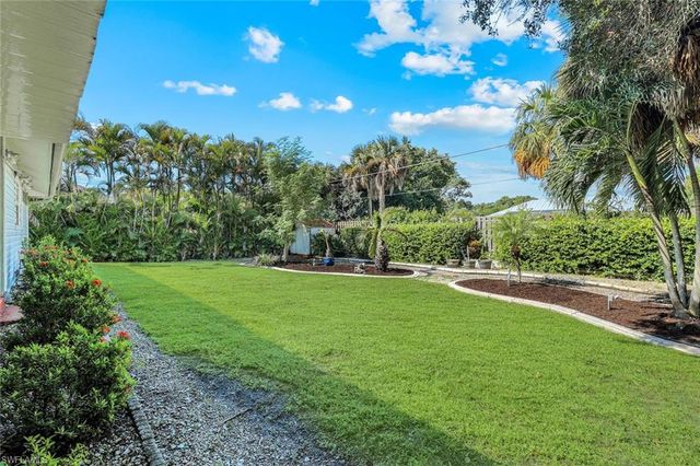 27968 Lance DR, Bonita Springs, FL 34135