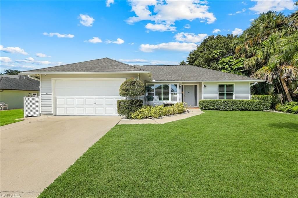 27968 Lance DR, Bonita Springs, FL 34135