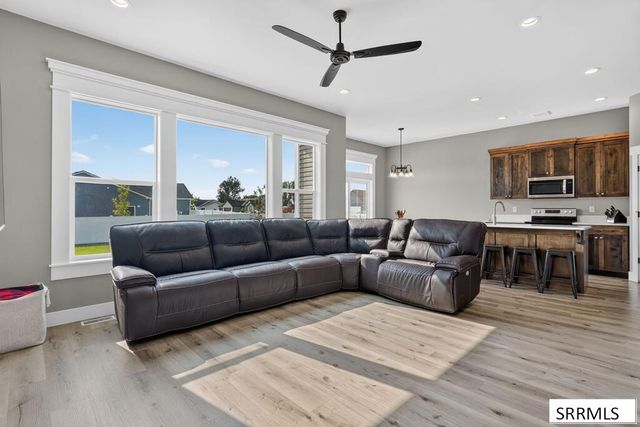 5876 Cedarwood Lane, Idaho Falls, ID 83406