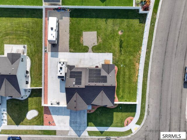 5876 Cedarwood Lane, Idaho Falls, ID 83406