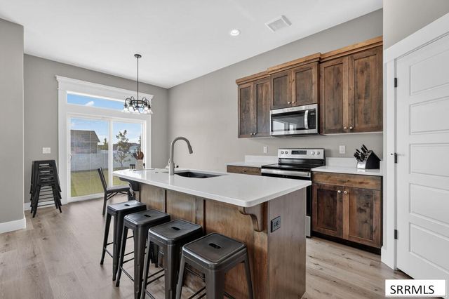 5876 Cedarwood Lane, Idaho Falls, ID 83406