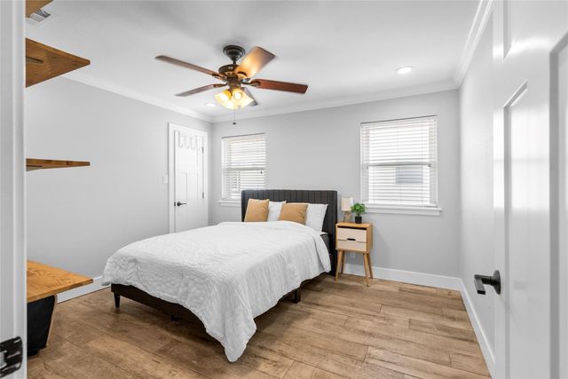 10058 Cedardale Drive, Houston, TX 77055