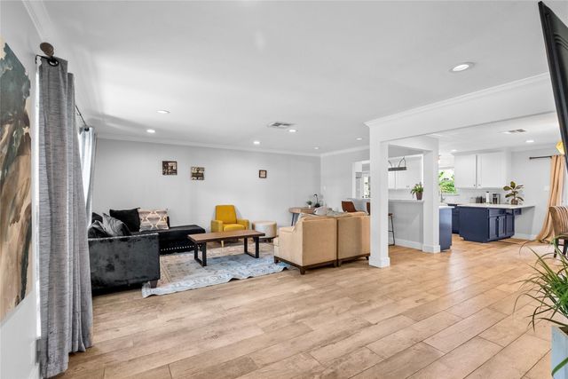 10058 Cedardale Drive, Houston, TX 77055