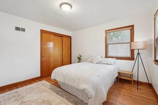 3620 S Brust AVENUE, Milwaukee, WI 53207
