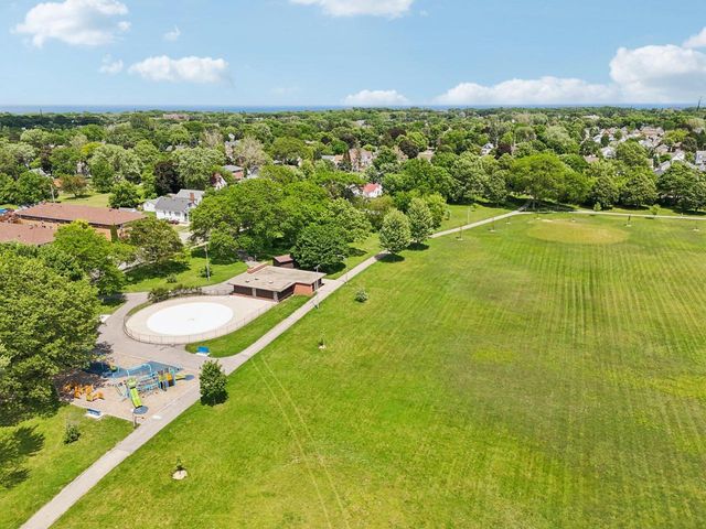 3620 S Brust AVENUE, Milwaukee, WI 53207