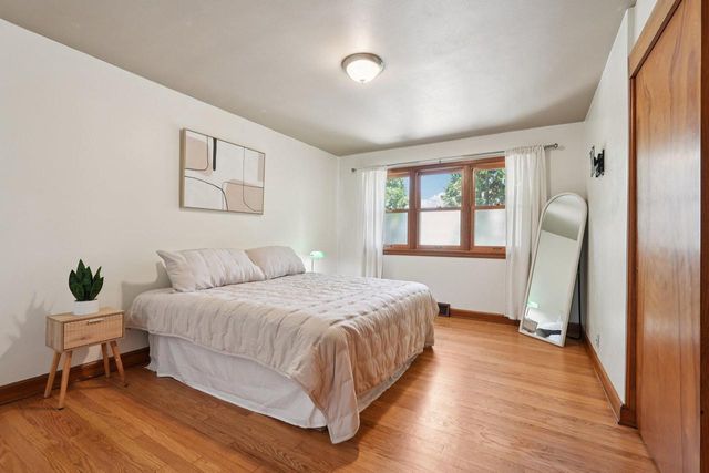 3620 S Brust AVENUE, Milwaukee, WI 53207