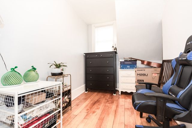 68 Spring St, Holbrook, MA 02343