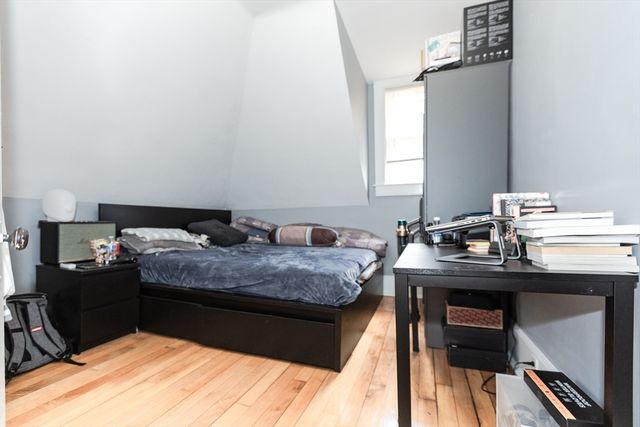 68 Spring St, Holbrook, MA 02343