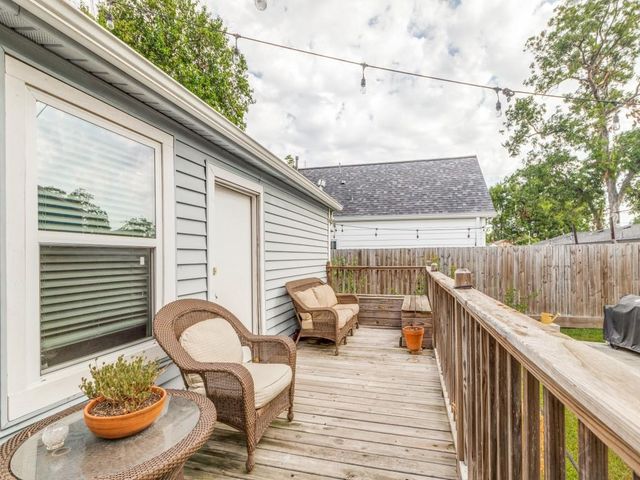 5110 Cochran Street, Houston, TX 77009