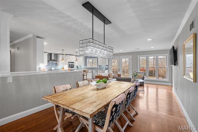 12467 Ballas Meadows Drive, Des Peres, MO 63131