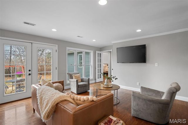 12467 Ballas Meadows Drive, Des Peres, MO 63131