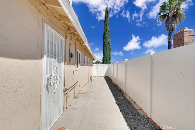 5560 Cleta Drive, Riverside, CA 92505