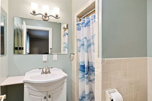 20 Tidd Street, Swampscott, MA 01907